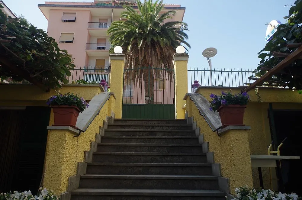 Hotel Alba Lavagna 3*,  Italie